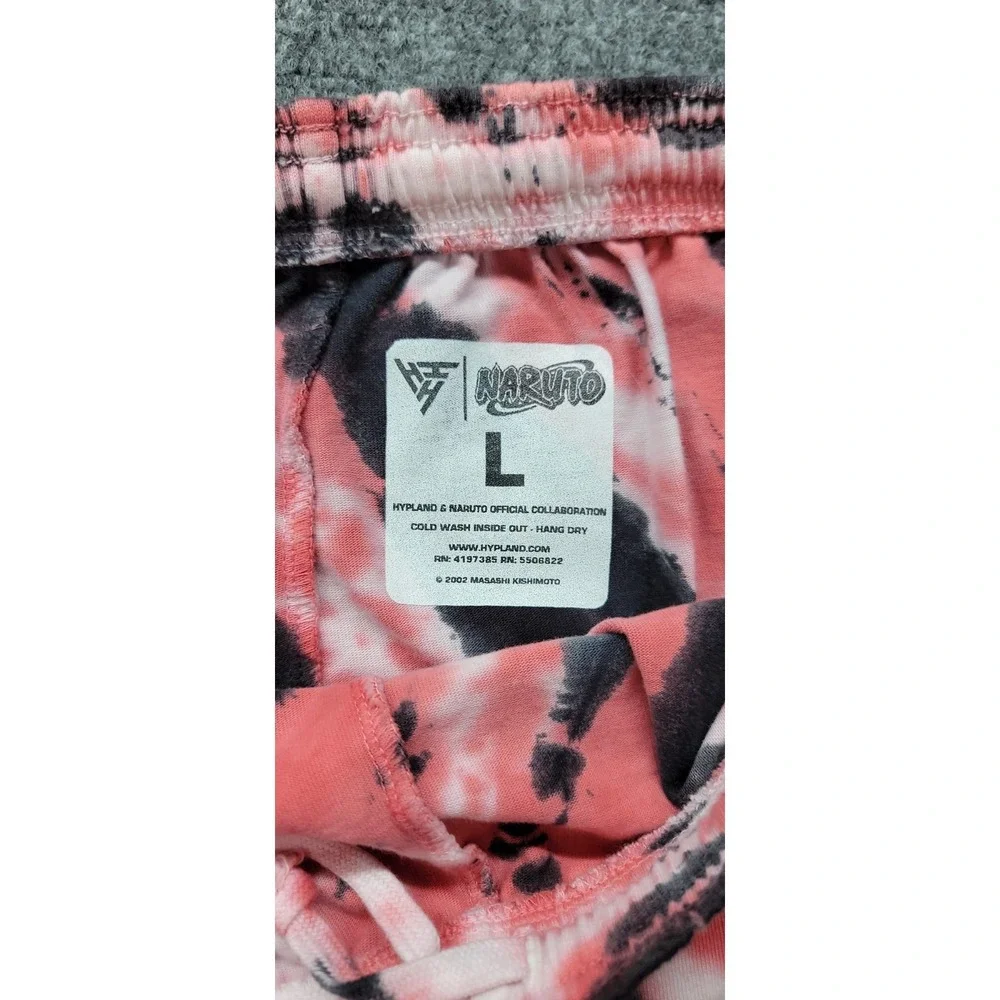 Hypland X Naruto Shippuden Skater Shorts Adult Large Red Tie Dye Inseam 9